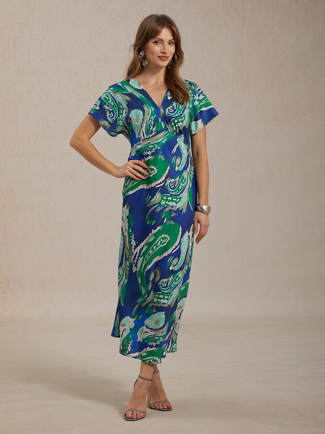 Vestido Maxi Estampado Paisley Verde Satén Vacaciones
