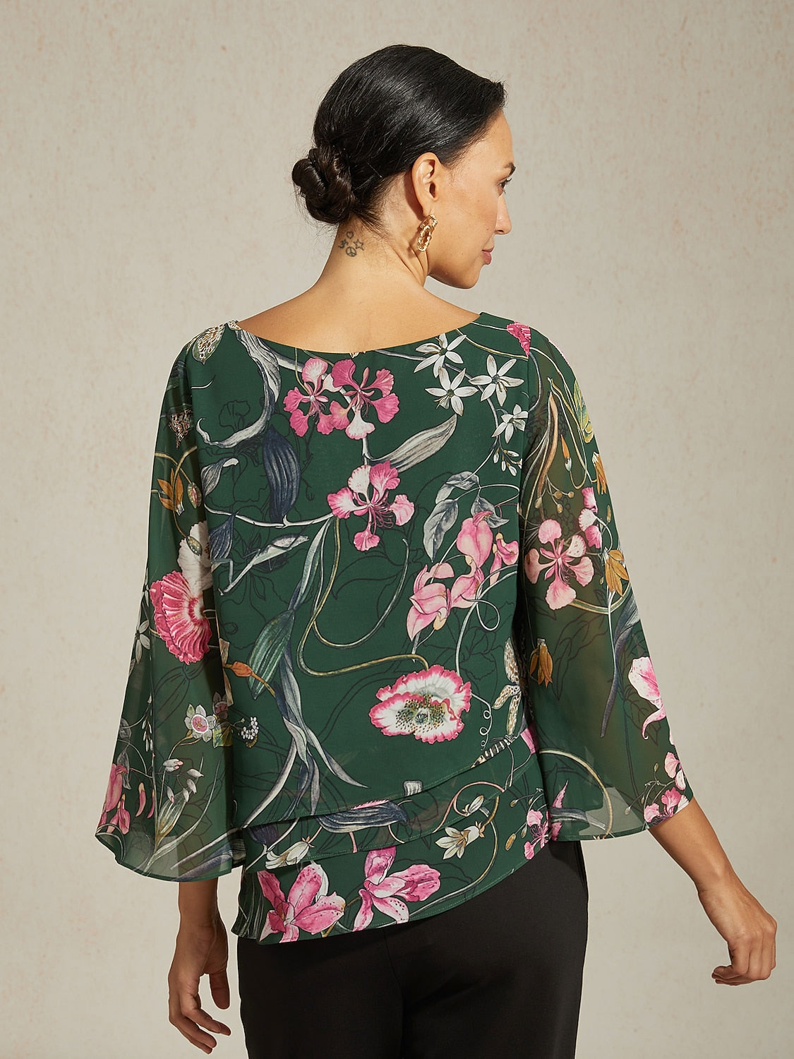 Floral Print Half Sleeve Round Neck Layered Chiffon Blouse