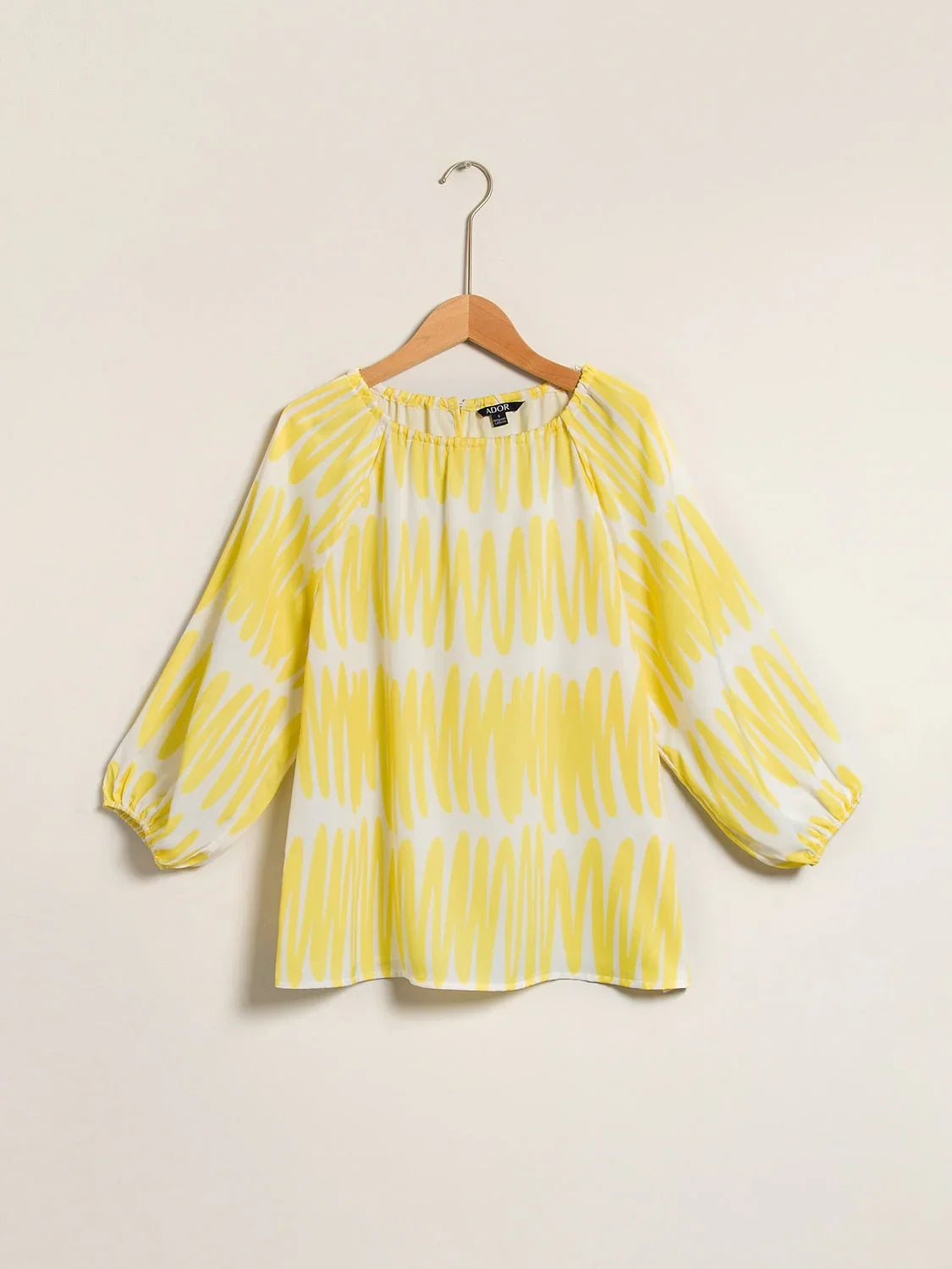 Satin Puff Hollow Out Raglan Shirt
