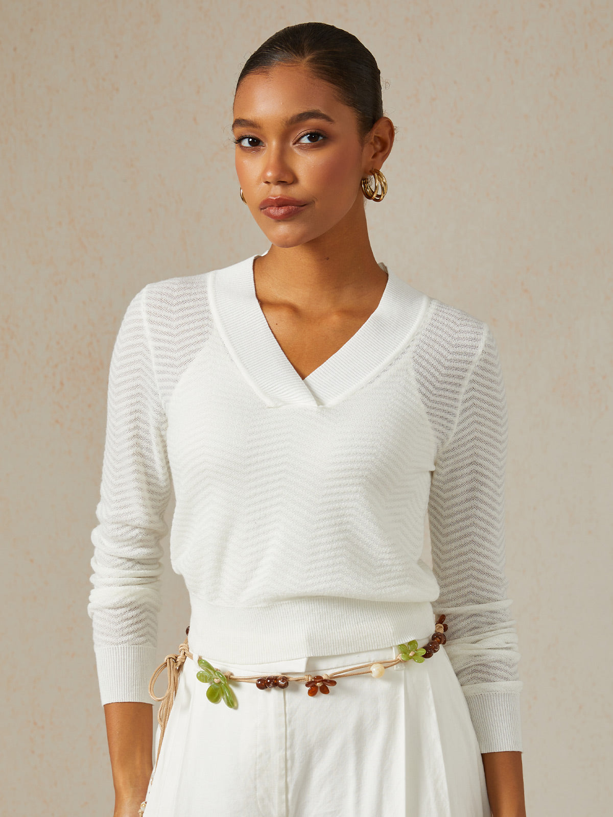 Wavy Detail Thin V-Neck Sweater