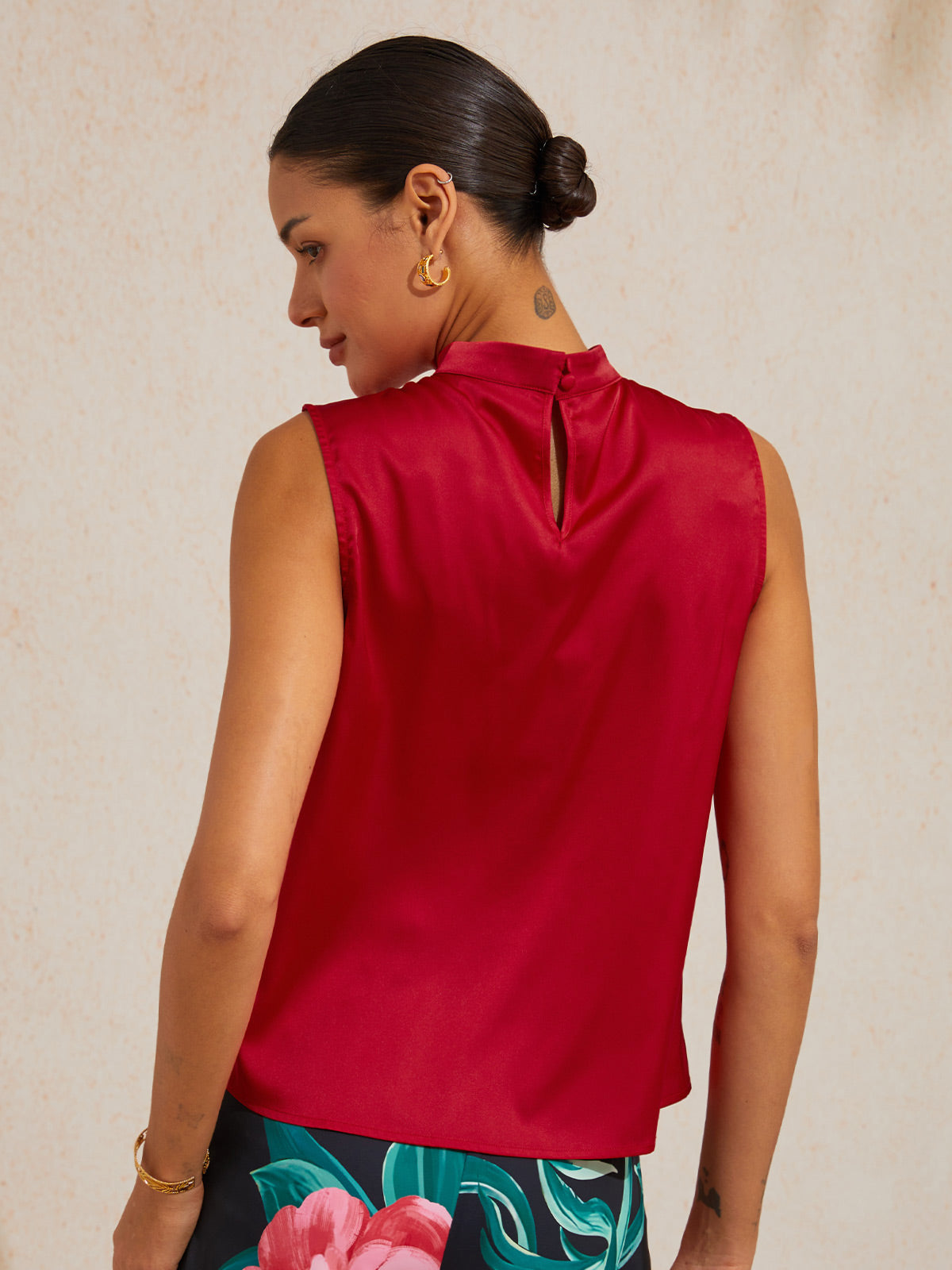 Emerald Rose Garden Silky Satin Sleeveless Top