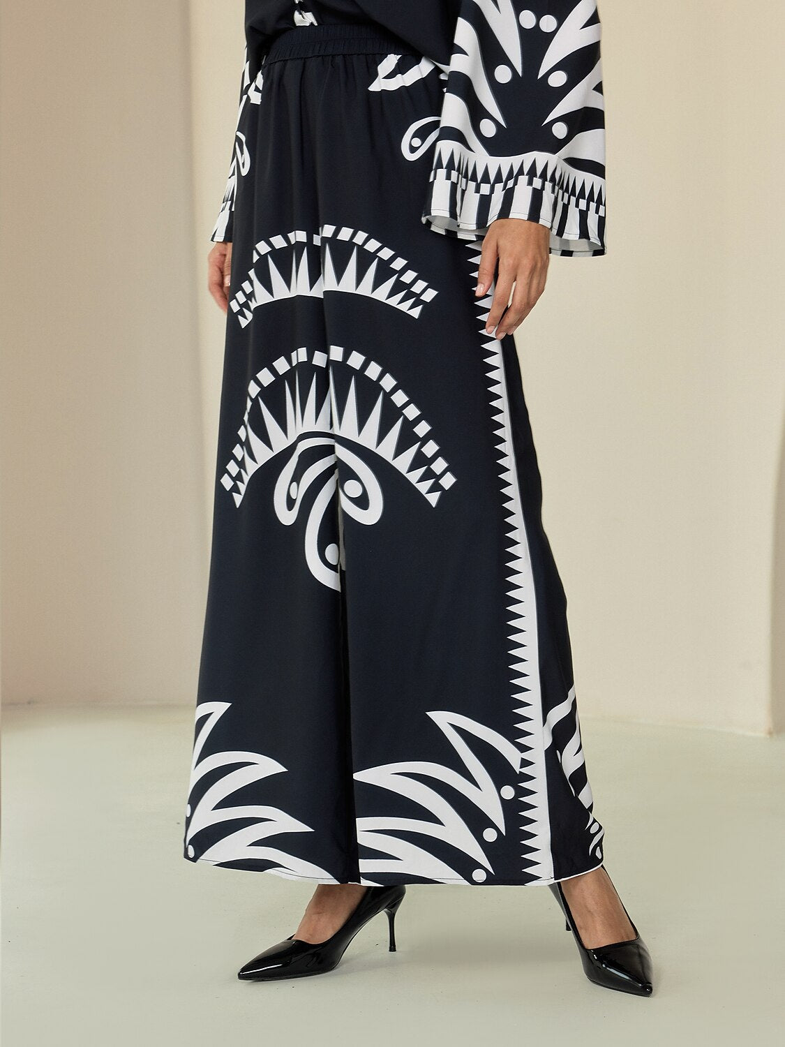 Black Satin Full Length Printing Wide Leg Pants