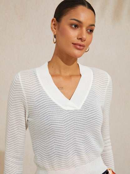 Wavy Detail Thin V-Neck Sweater