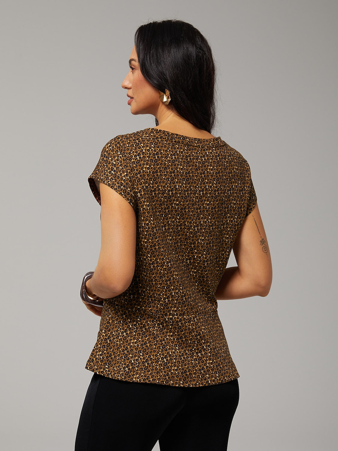 Leopard Print Twist Design All-cotton Top