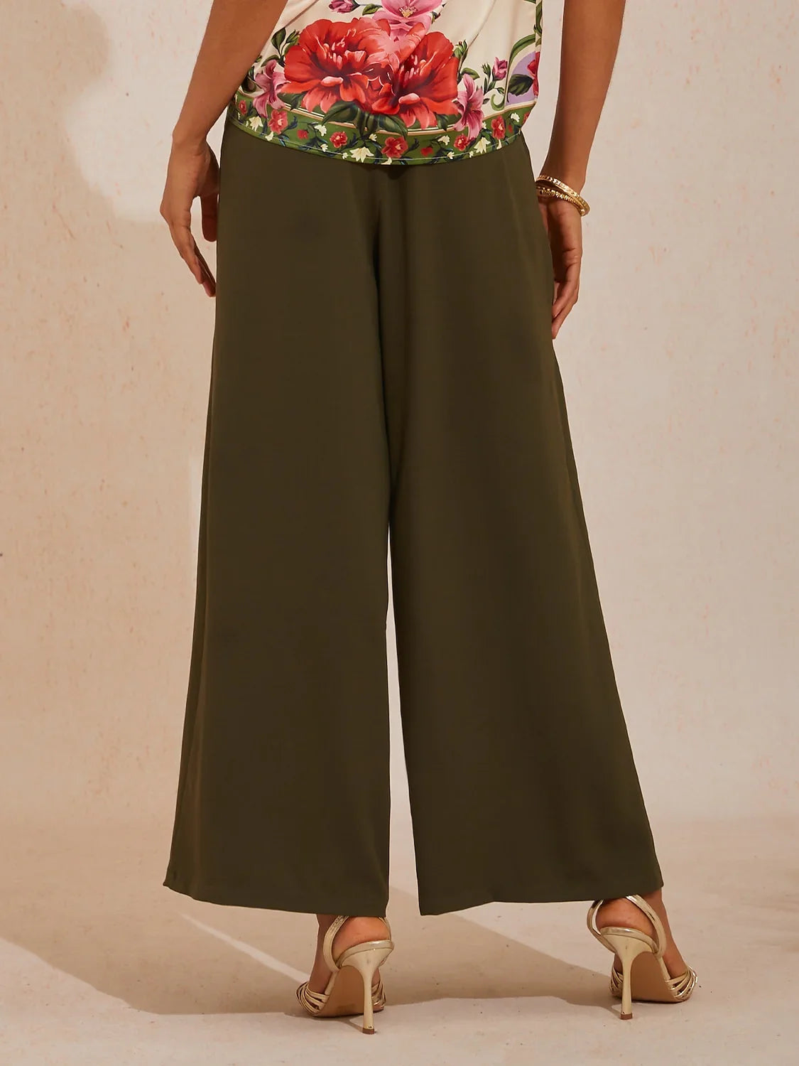 Hawaii Palm Silky Satin Floral Top