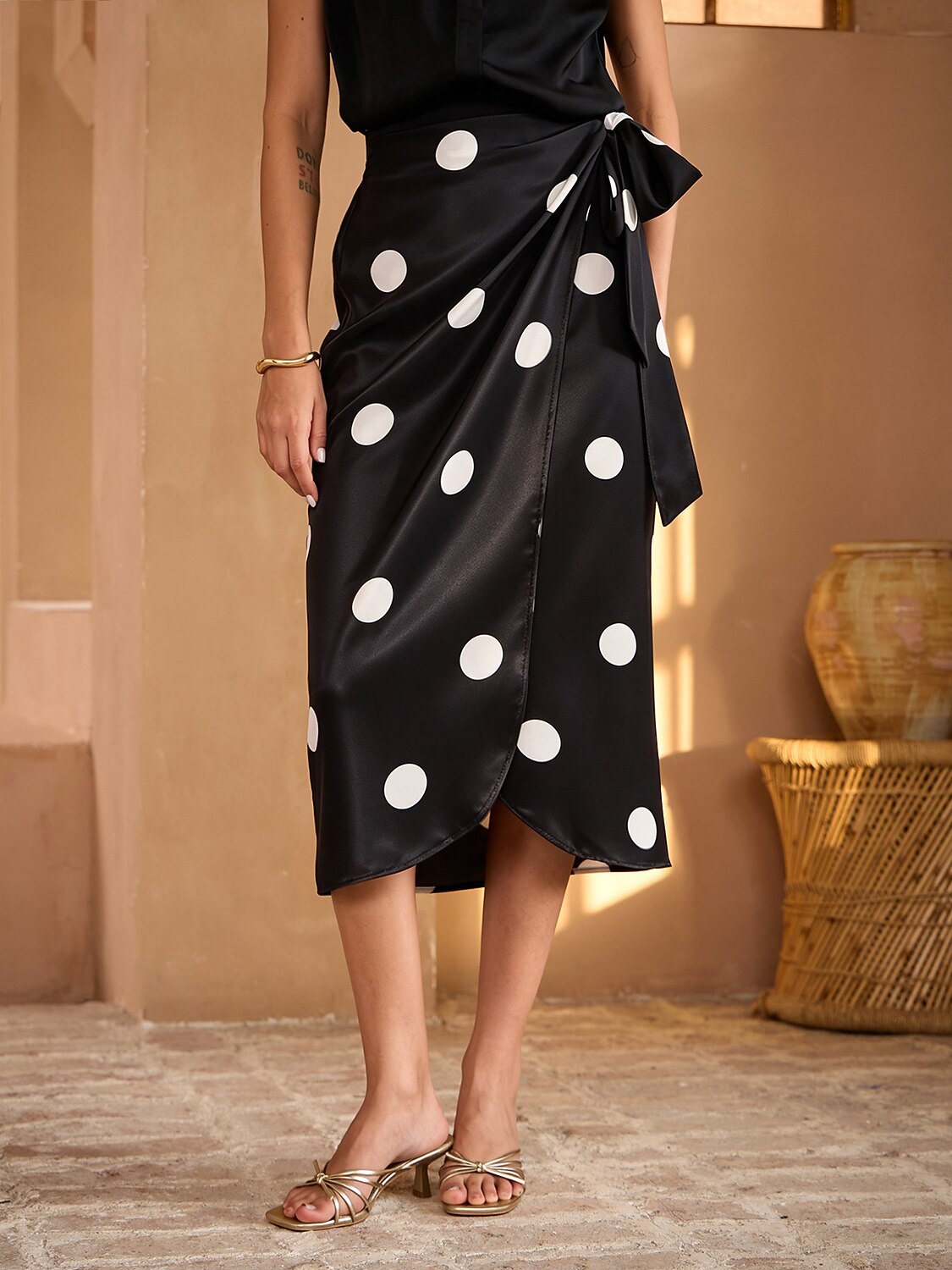 Elegant Polka Dots Cotton Like Wrap Skirt