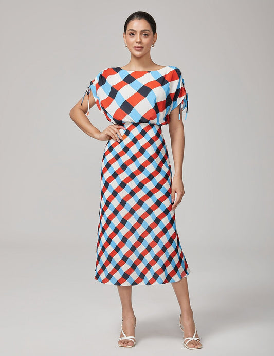 Vestido Largo Fruncido con Estampado Geométrico
