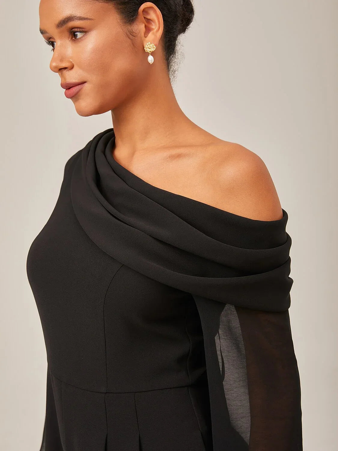 Draped Asymmetric Shoulder Elegant Black Jumpsuit