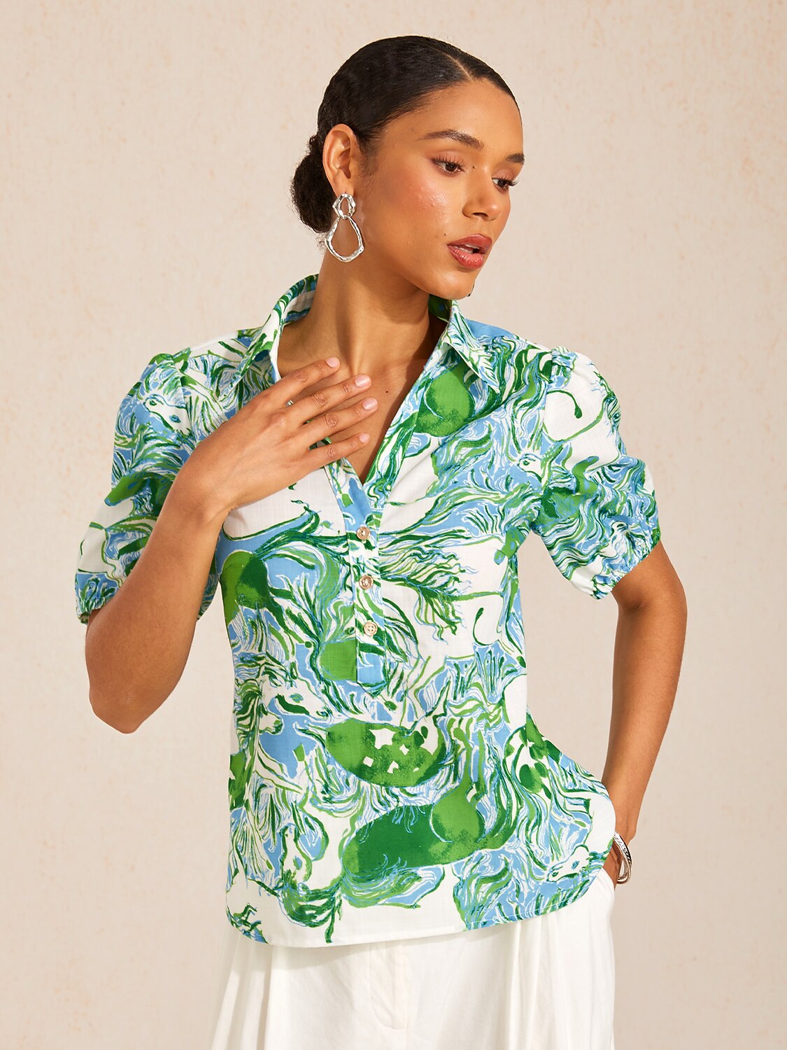 Graphic Art Mustang Linen Look Top