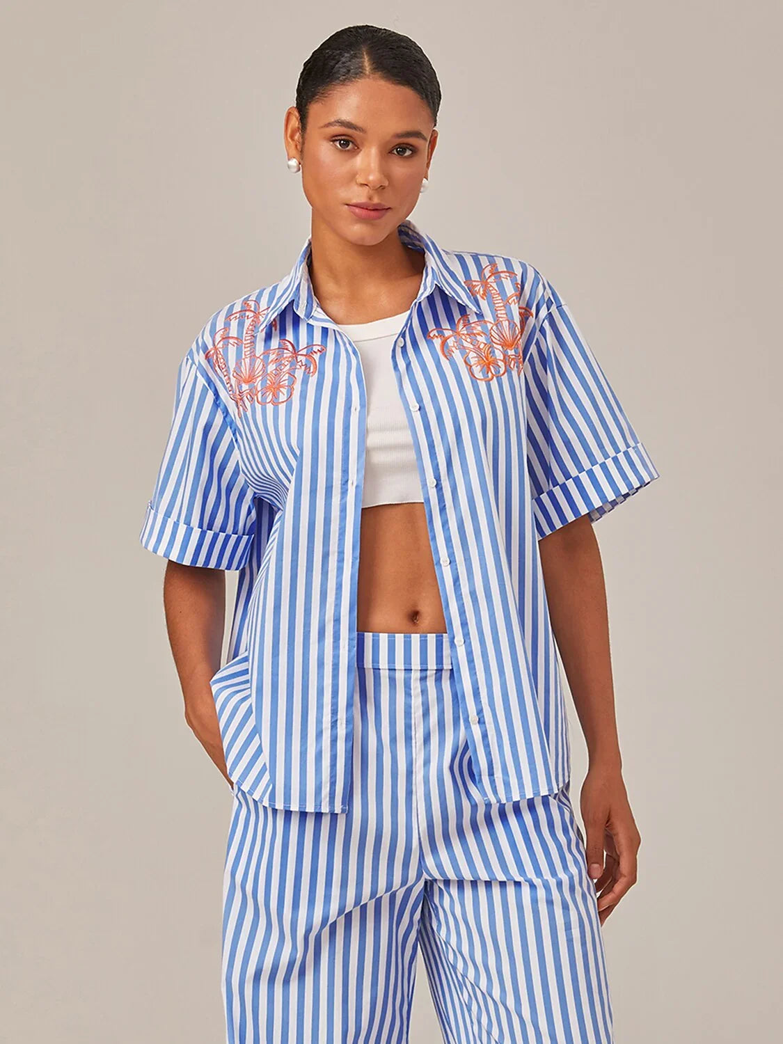 Camisa Oversize de Verano con Bordado y Rayas