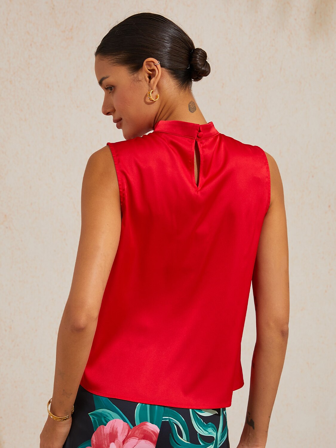 Emerald Rose Garden Silky Satin Sleeveless Top