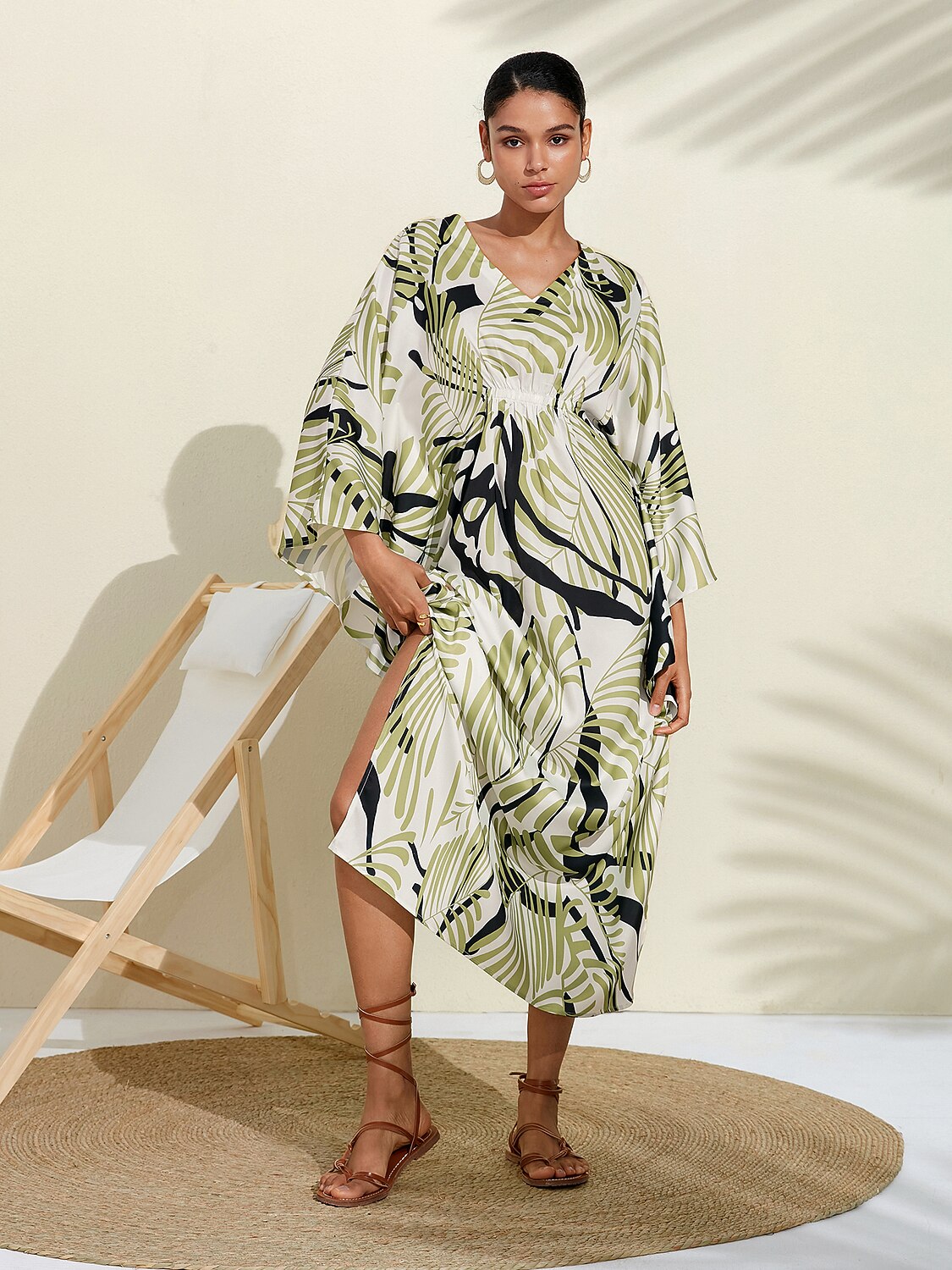 Satin-Kaftan-Maxikleid mit Kunstdruck