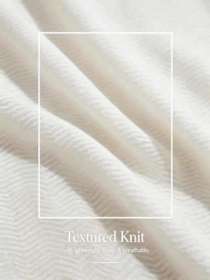 Wavy Detail Thin V-Neck Sweater
