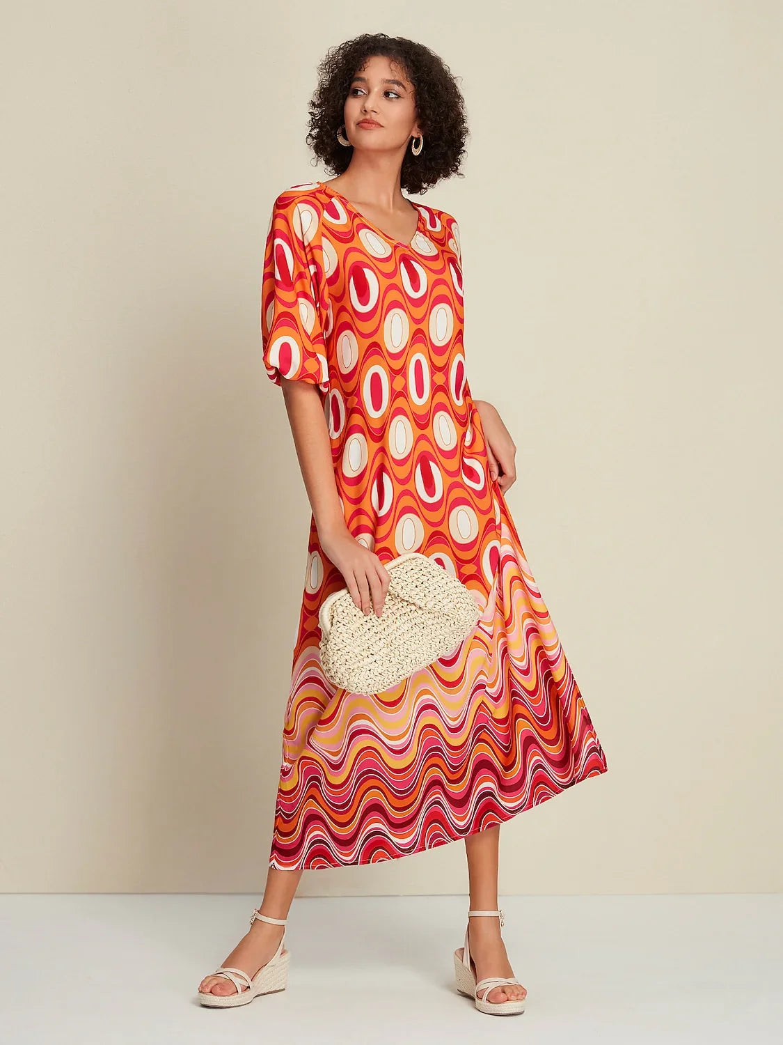 Robe Longue Style Bohème à Motifs Ondulés Satinés