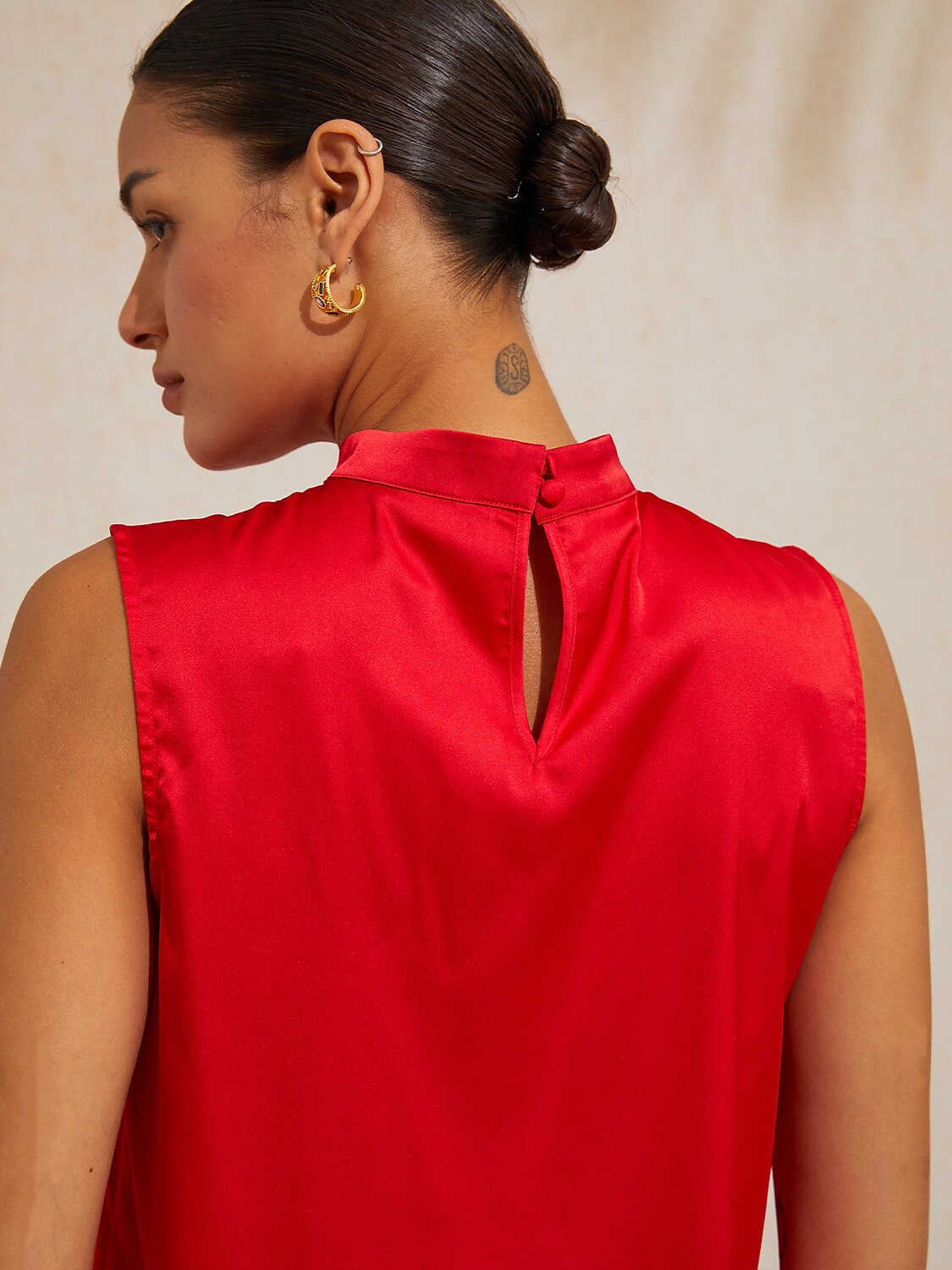 Emerald Rose Garden Silky Satin Sleeveless Top
