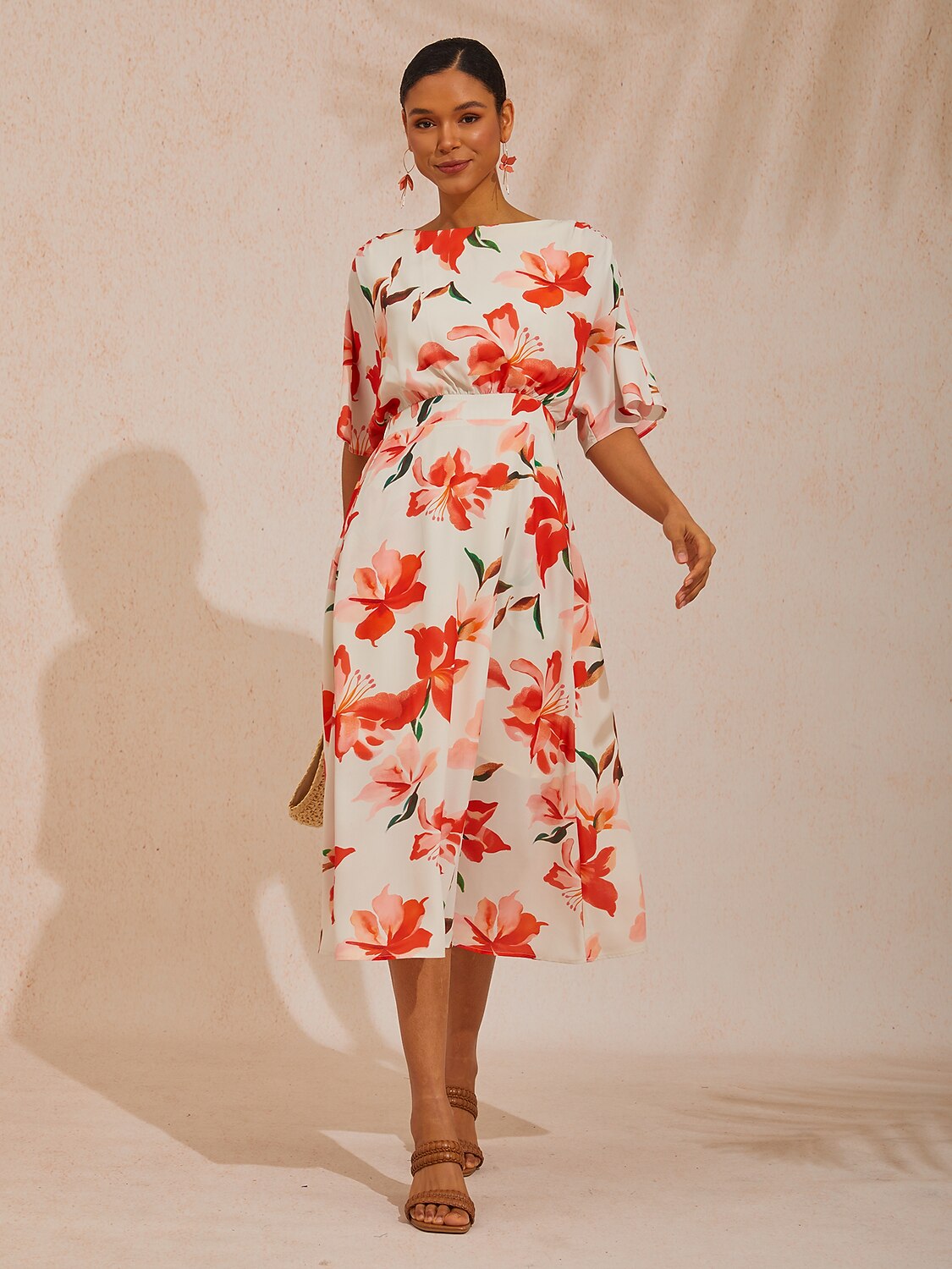 Fließendes Chiffon-Maxikleid „Spring Blooms“ mit Taillenschnürung