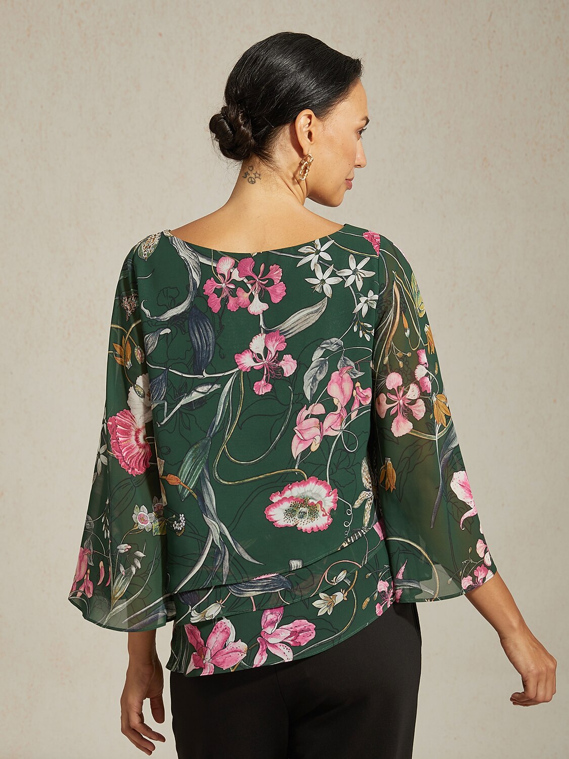 Floral Print Half Sleeve Round Neck Layered Chiffon Blouse