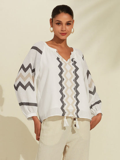 Linen-Like Geometric Puff Sleeve V Neck Top