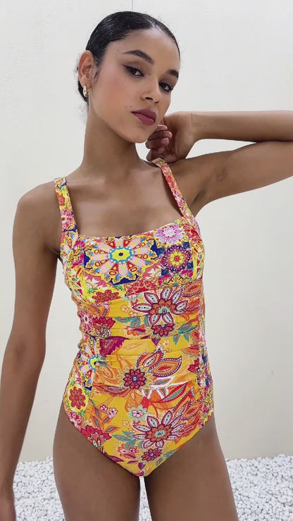 Maillot de bain bohème froncé avec coussinets amovibles