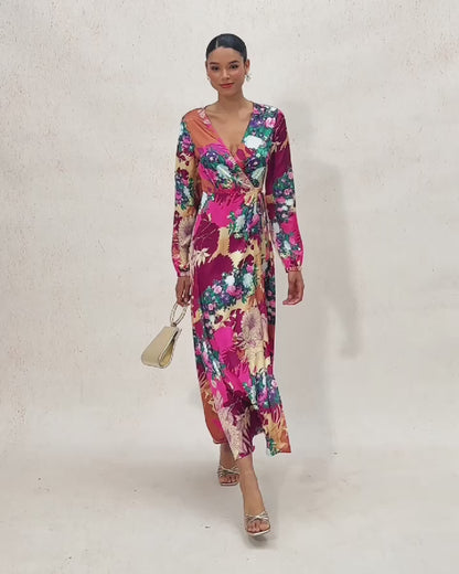 Robe Longue Satinée Effet Soie "Coucher de Soleil Fleuri"