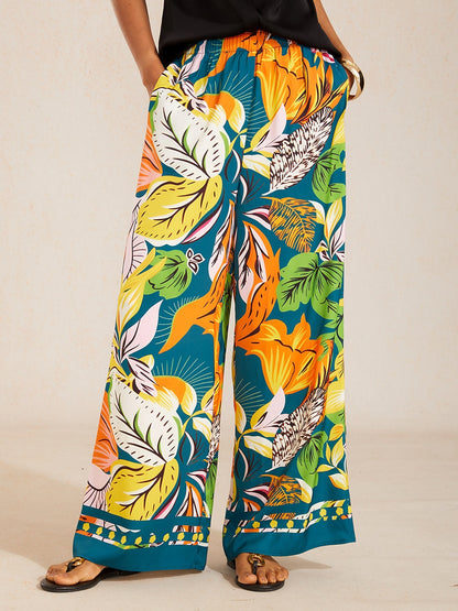 Wild Hibiscus Dream Hose mit weitem Bein aus seidigem Satin