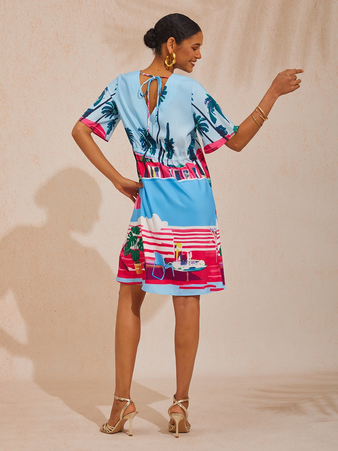 Dream Village Seidiges Satin-Blumenkleid