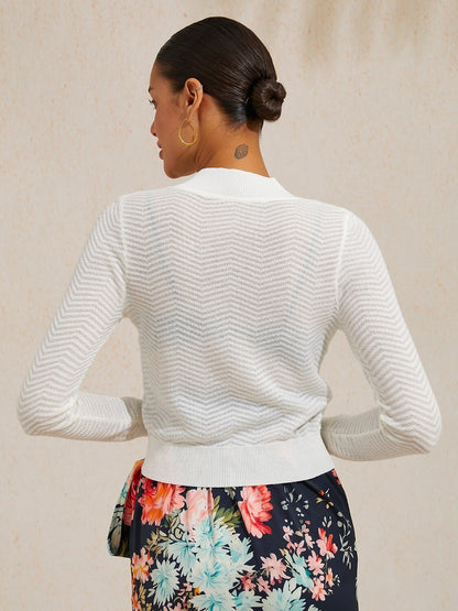 Wavy Detail Thin V-Neck Sweater