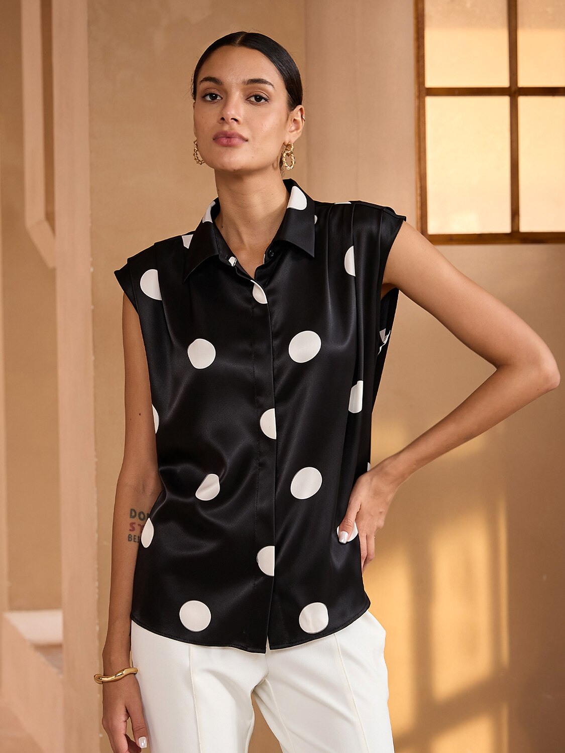 Elegant Polka Dot Cotton Like Shoulder Top