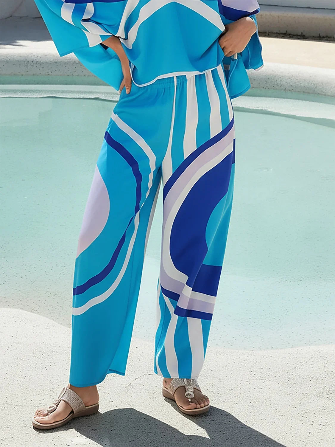 Satin Geometric Print Relaxed Elasticity Straight Pants