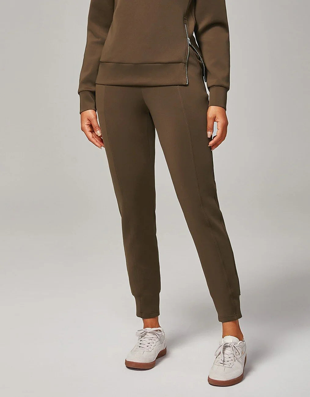 Brown Elastic Waist Stretch Knit Pants