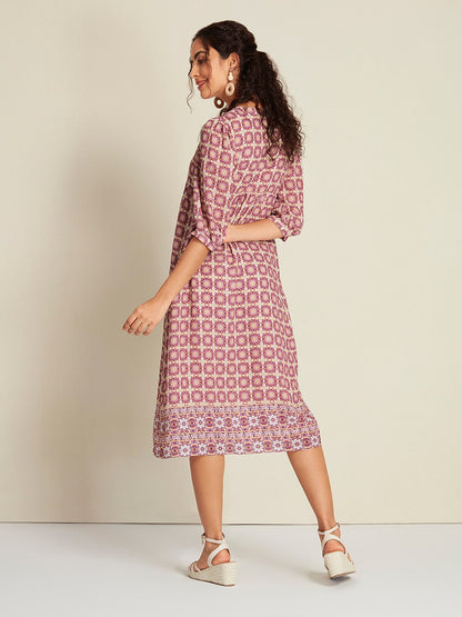 Chiffon Ethnic Floral Print Half Sleeve V-Neck Midi Dress