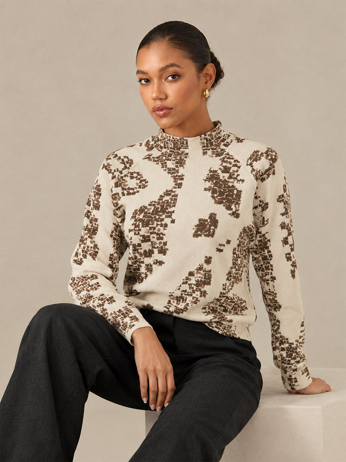 High Stretch Core Spun Yarn Mock Neck Pullover