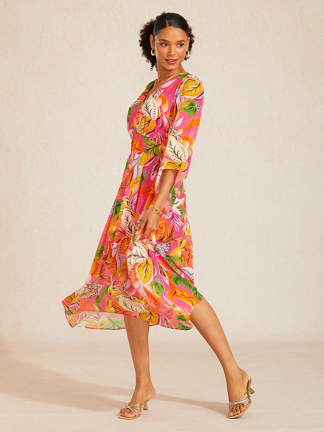 Robe maxi en chiffon à imprimé floral et manches évasées