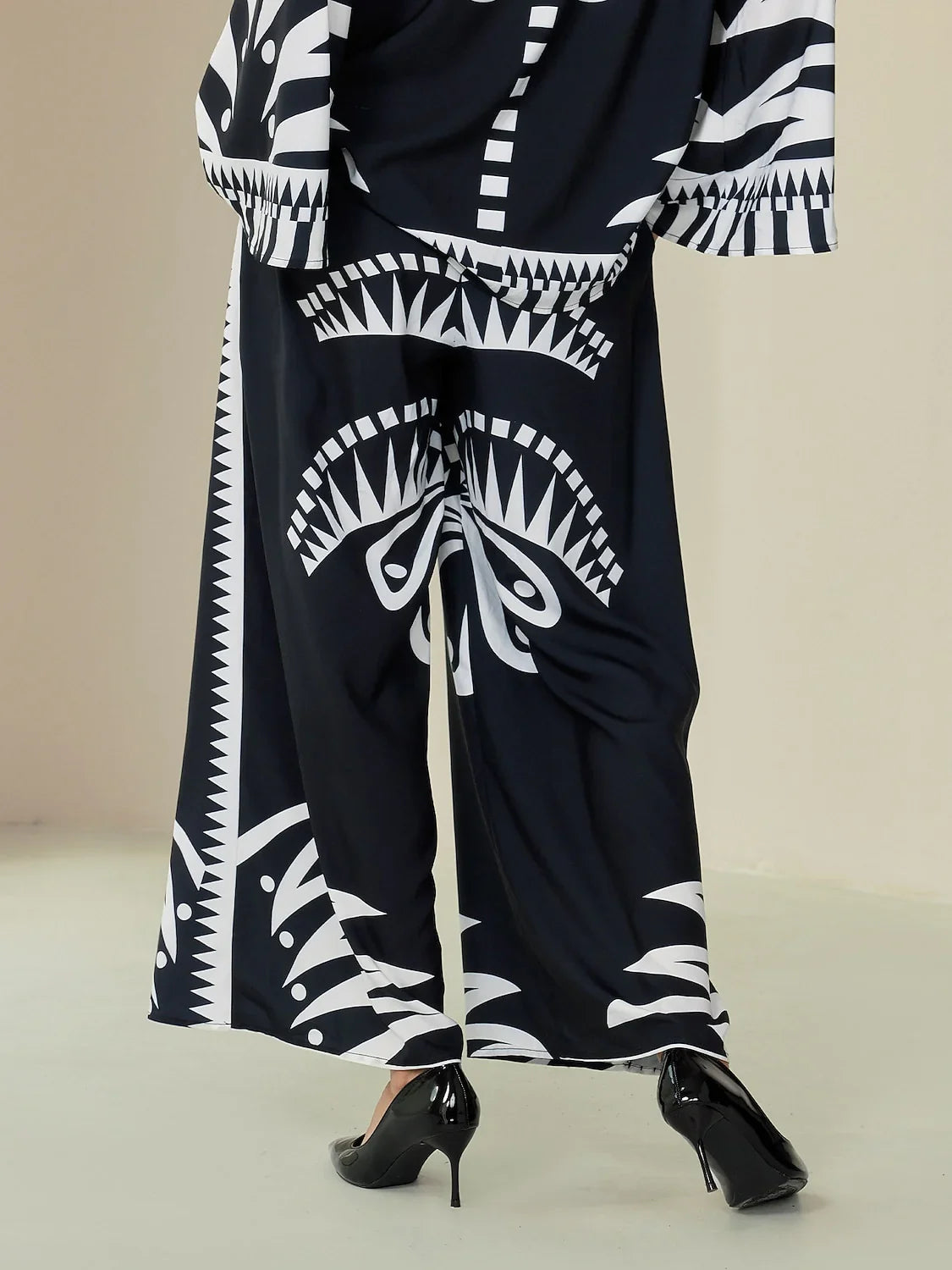 Black Satin Full Length Printing Wide Leg Pants