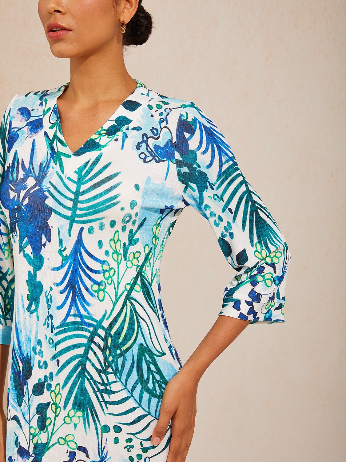 Ocean Bloom Escape High Stretch Knit Dress