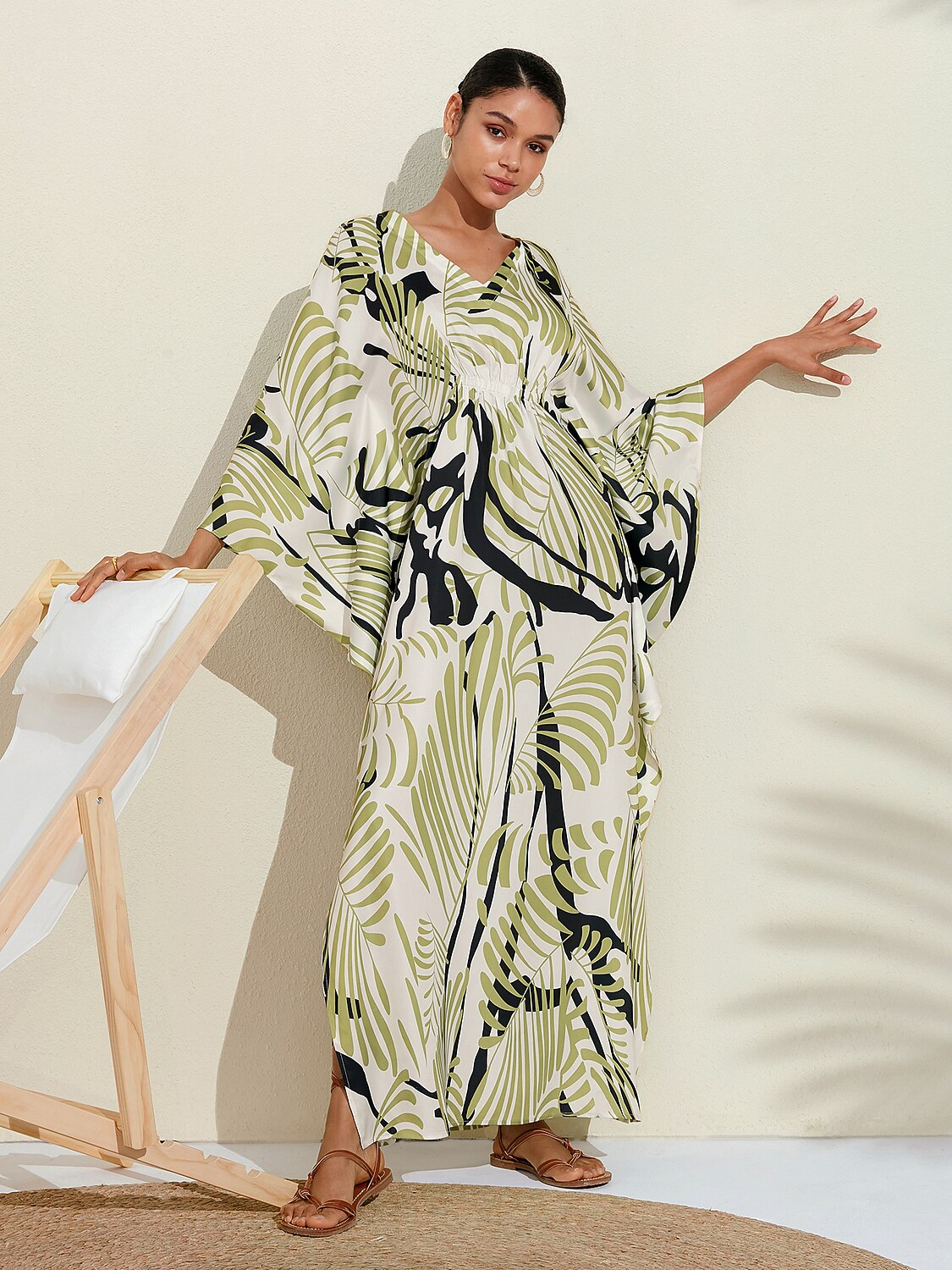 Satin-Kaftan-Maxikleid mit Kunstdruck